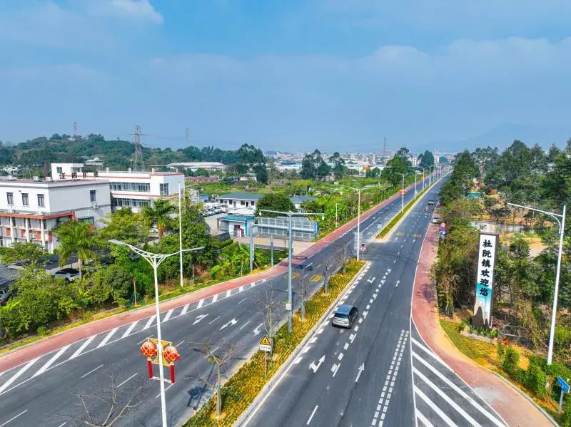 调整大小 区百千万工程城镇建设专班对杜阮镇高速公路(12796679)-20240924212358.jpg 图片