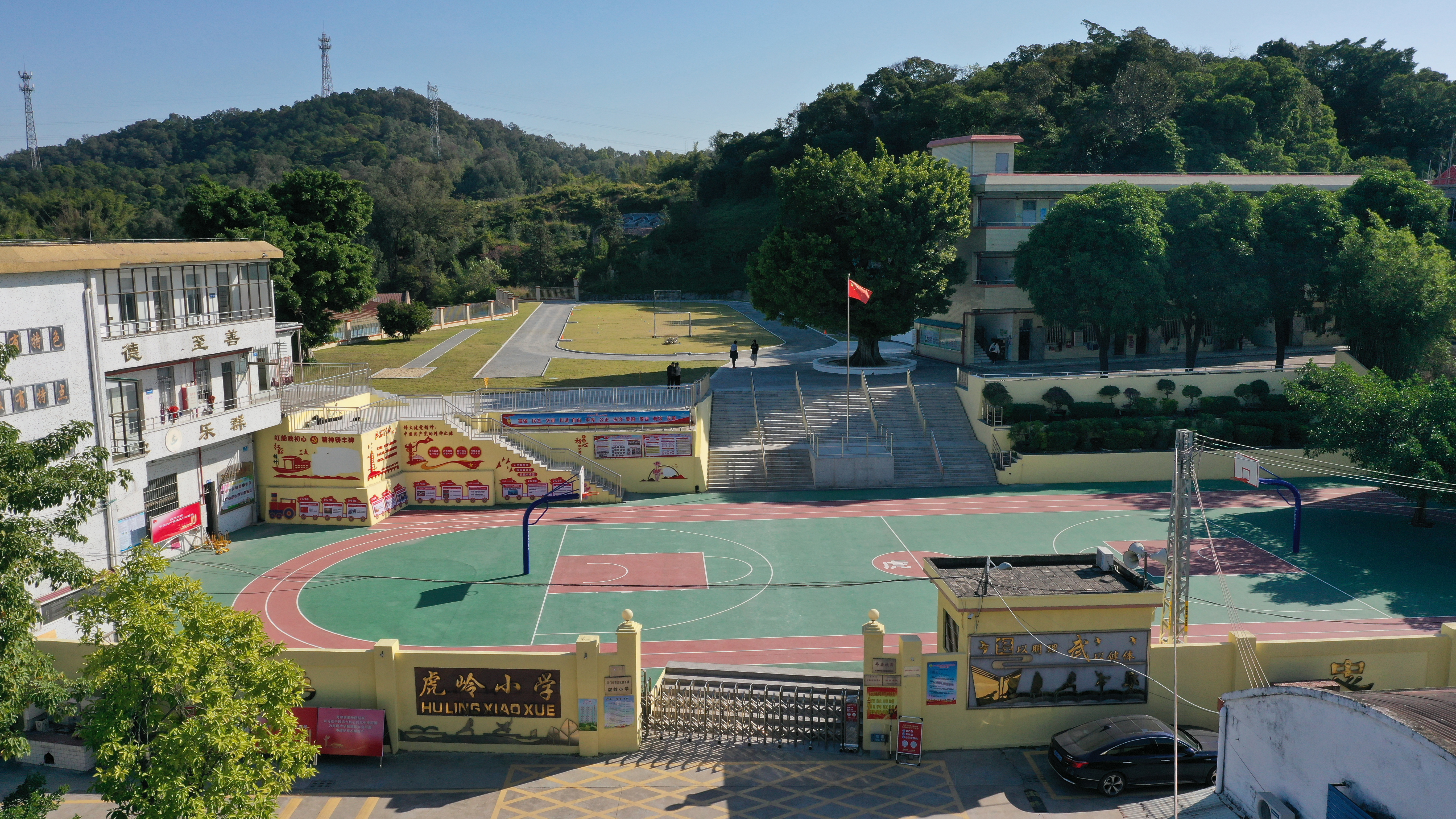 棠下镇虎岭小学校容校貌全景图.jpg